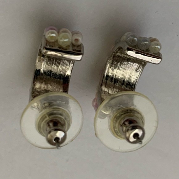 Vintage 1950s Tonal Pastel Colors Faux Pearls 3/4 Hoop Circle Pierced Earrings - Picture 7 of 11